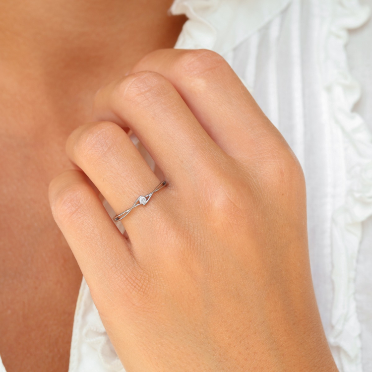 lab grown diamant ring in gerodineerd zilver