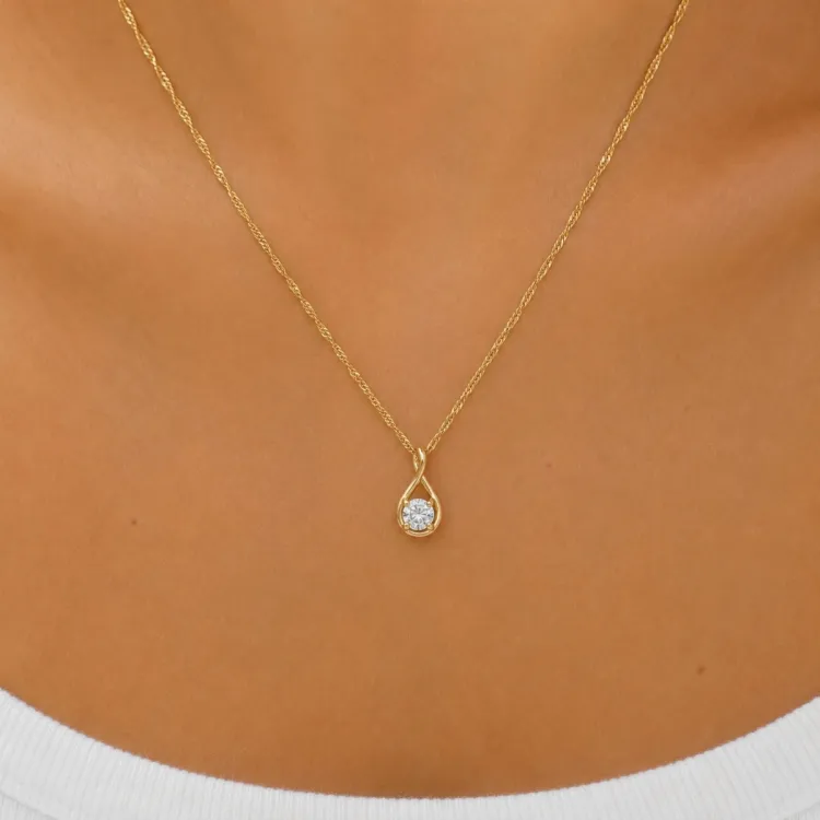45 cm ketting met hanger in verguld zilver 0,062 ct