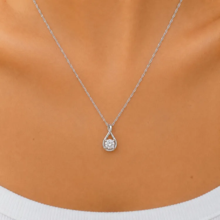 45 cm ketting met hanger in zilver 0,062 ct
