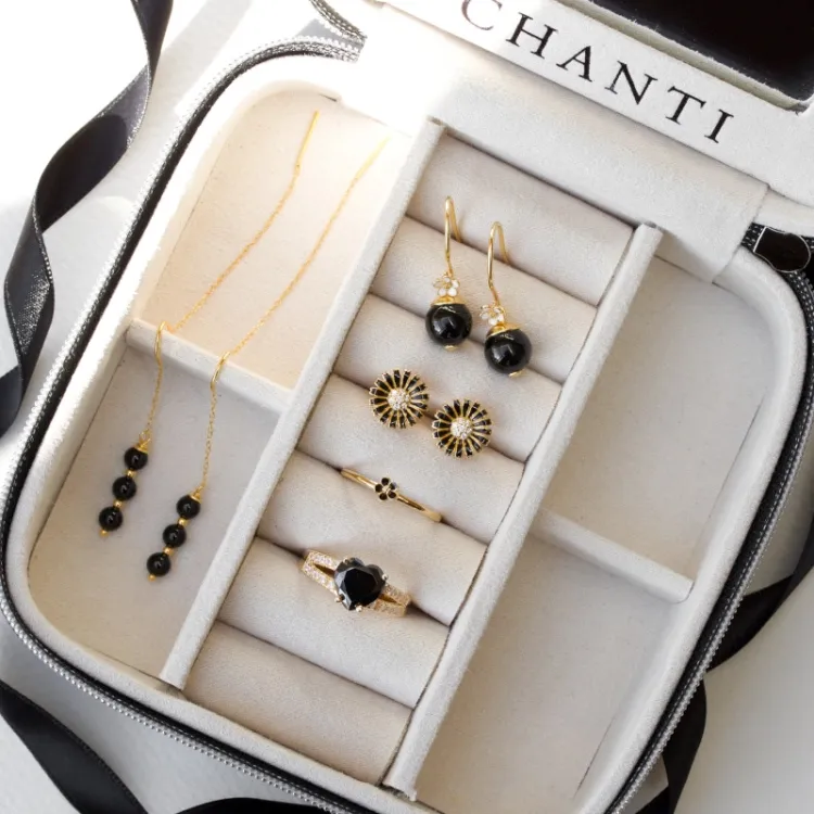 zwart onyx ketting oorbellen in verguld zilver - Loom Stones