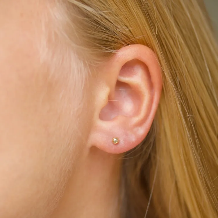 3 mm bolletje oorsteker in 9 karaat goud - Gold Collection