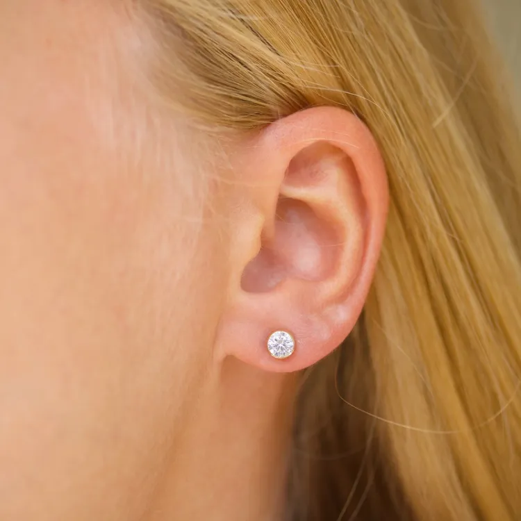 5 mm oorsteker in 9 karaat goud met zirkoon - Gold Collection