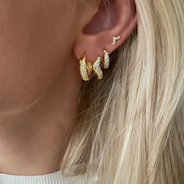 Nava Norma Petite oorsteker in verguld sterlingzilver