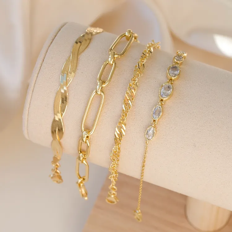 Nava Akhen armband in verguld sterlingzilver witte zirkoon