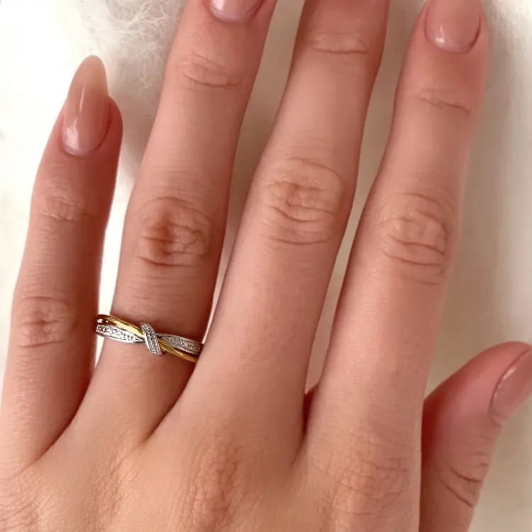 witte zirkoon gouden ring in 9 karaat goud met rodium