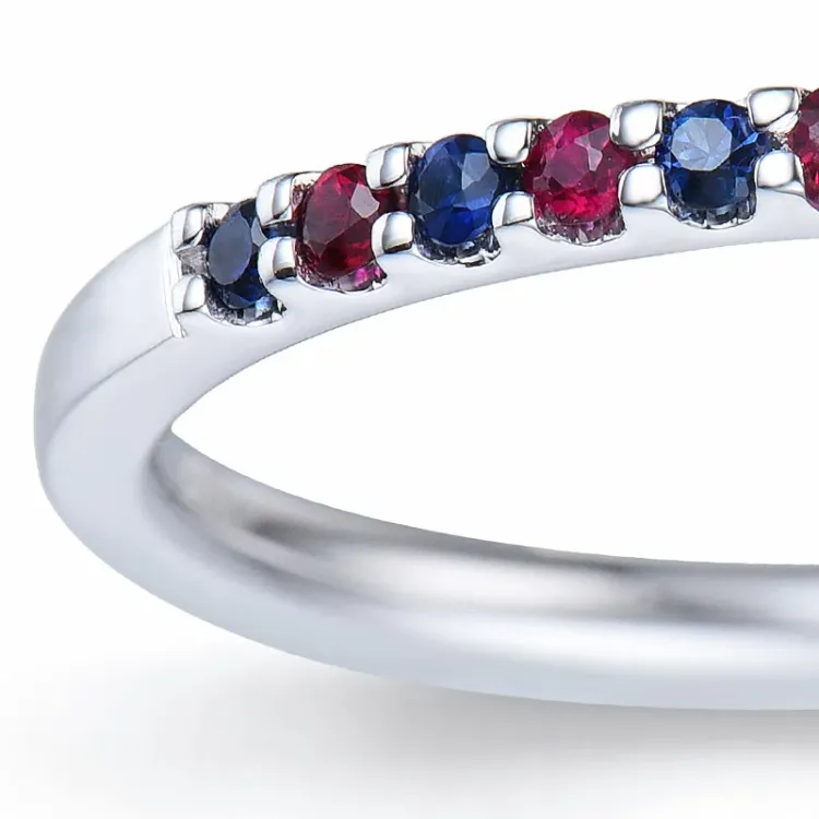 robijn ring in 14 karaat witgoud 0,16 ct 0,14 ct