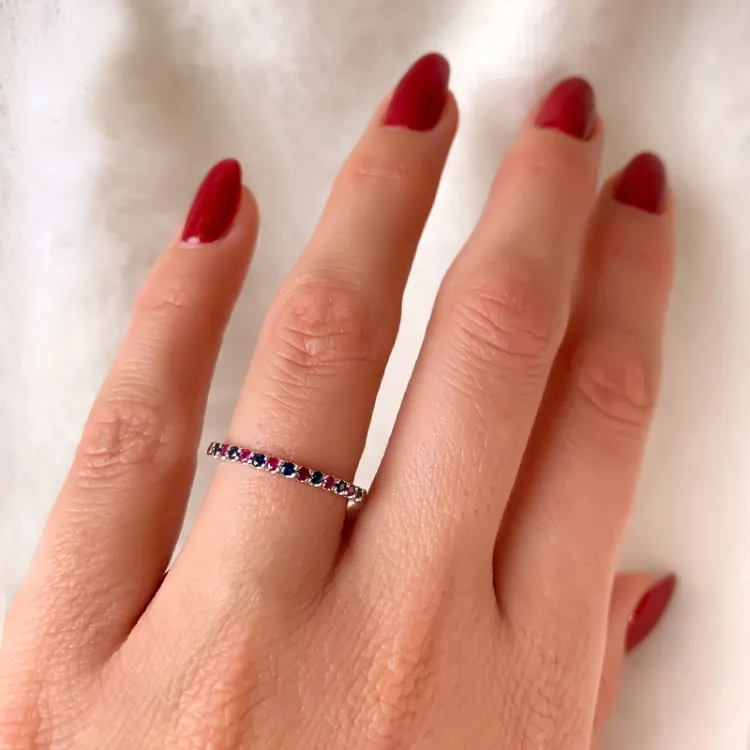 robijn ring in 14 karaat witgoud 0,16 ct 0,14 ct