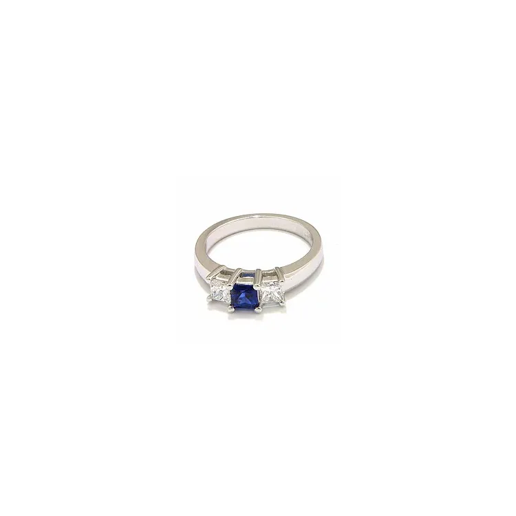 vierkant saffier ring in 14 karaat witgoud 0,52 ct 0,36 ct