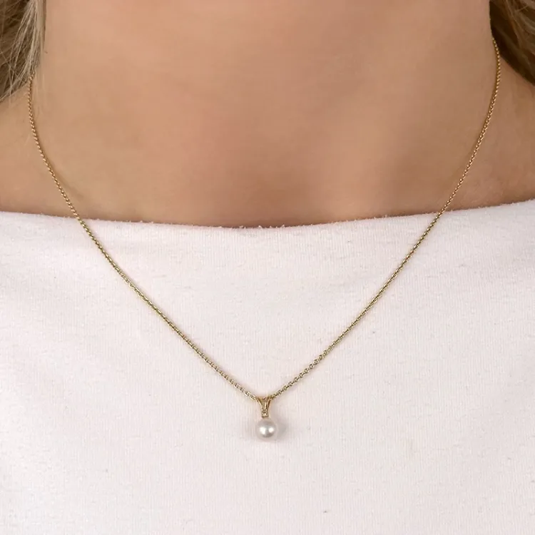 parel diamanten hanger in 14 caraat goud 0,01 ct