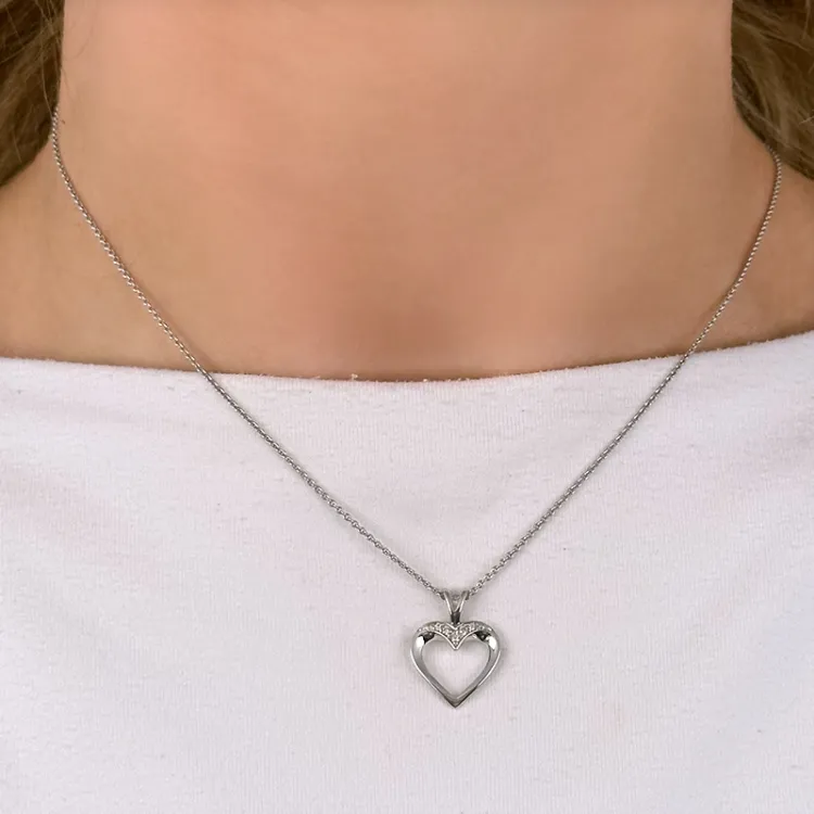 hart diamant hanger in 14 caraat witgoud 0,05 ct