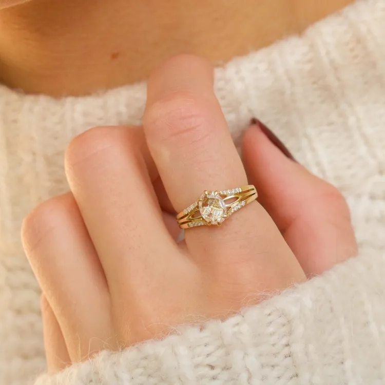 kwarts diamant ring in 14 karaat goud 0,90 ct 0,12 ct