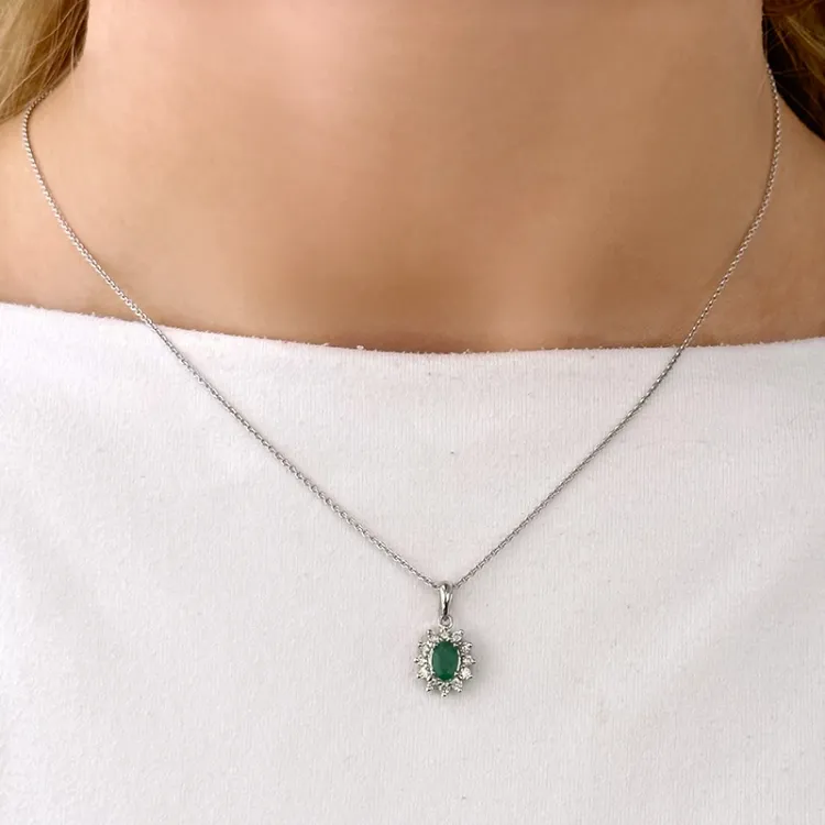 Rozethanger in 14 caraat witgoud 0,26 ct 0,46 ct