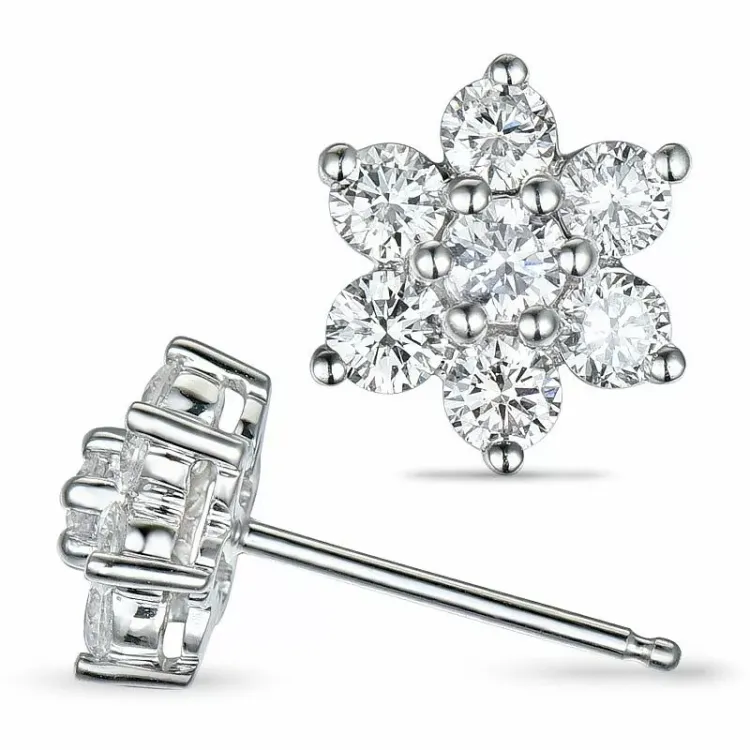 Bloem briljant oorbellen in 14 karaat witgoud met diamanten