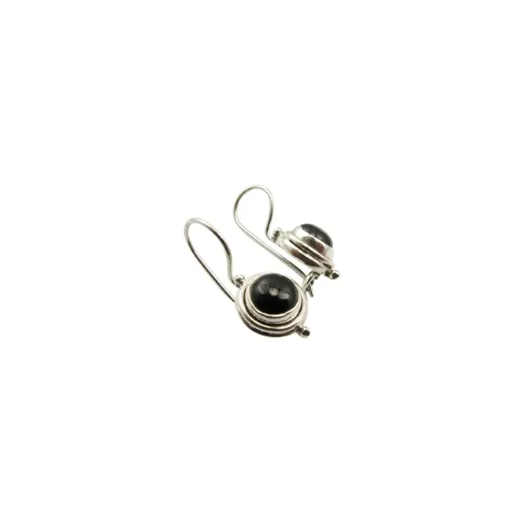 Rond onyx oorbellen in zilver