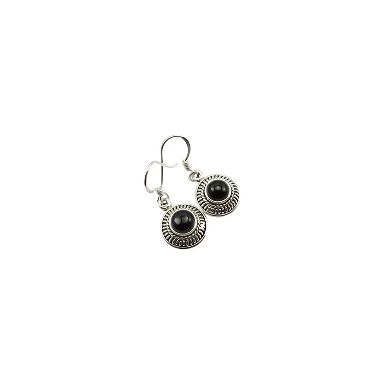 Rond zwart onyx oorbellen in geoxideerd sterlingzilver