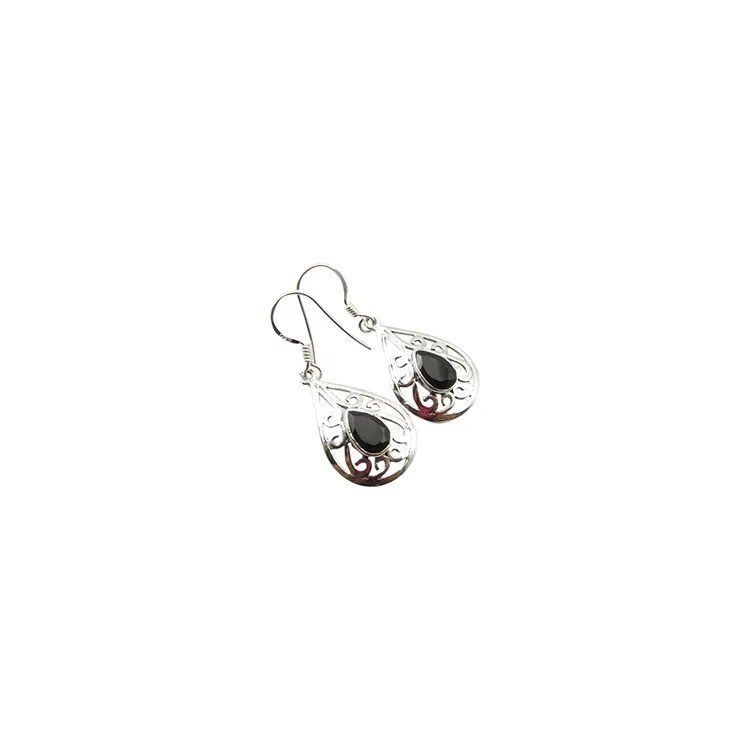 Druppel onyx oorbellen in zilver