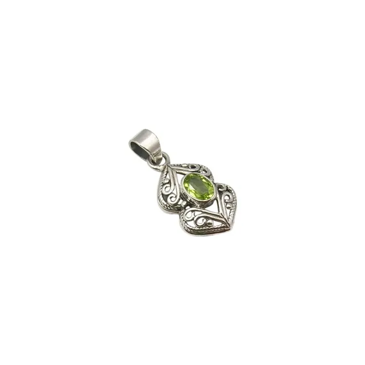 Groen peridoot hanger in geoxideerd sterlingzilver