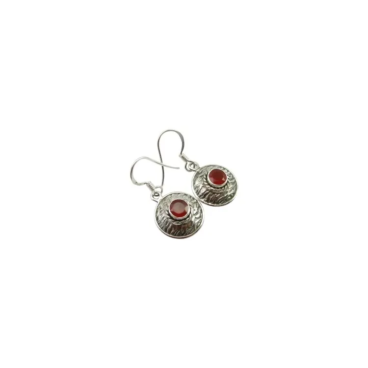 Rond rode oorbellen in geoxideerd sterlingzilver