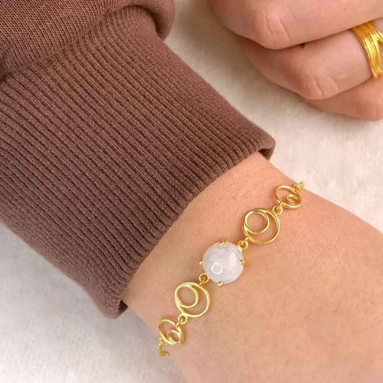 Maansteen armband in verguld sterlingzilver met hanger in verguld sterlingzilver