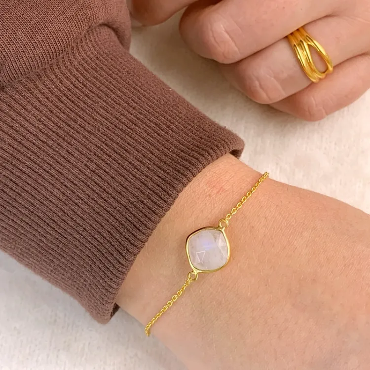 maansteen armband in verguld sterlingzilver met hanger in verguld sterlingzilver - Loom Stones