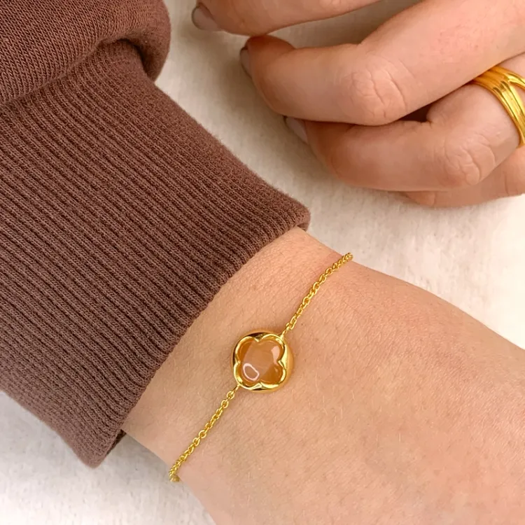 maansteen armband in verguld sterlingzilver met hanger in verguld sterlingzilver