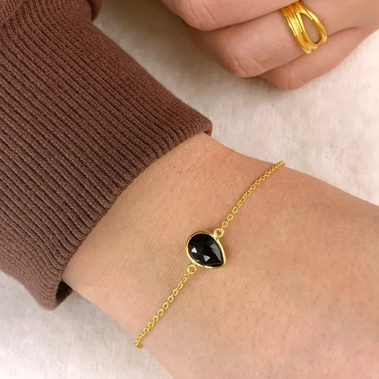 onyx armband in verguld sterlingzilver met hanger in verguld sterlingzilver