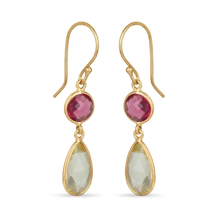 lange topaas oorbellen in zilver met een roze coating