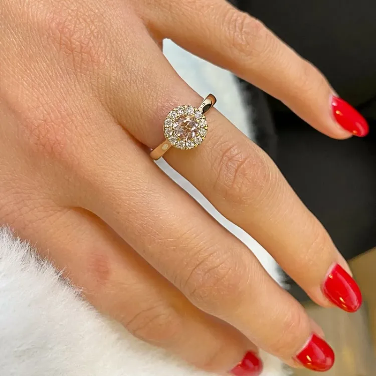morganit diamant ring in 14 karaat goud 0,43 ct 0,22 ct