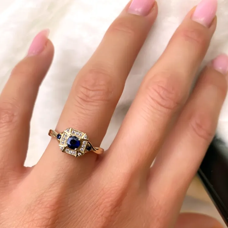 vierkant saffier diamant ring in 14 karaat goud 0,07 ct 0,45 ct 0,09 ct