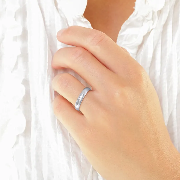 4 mm trouwringen in 14 karaat witgoud 0,03 ct - set