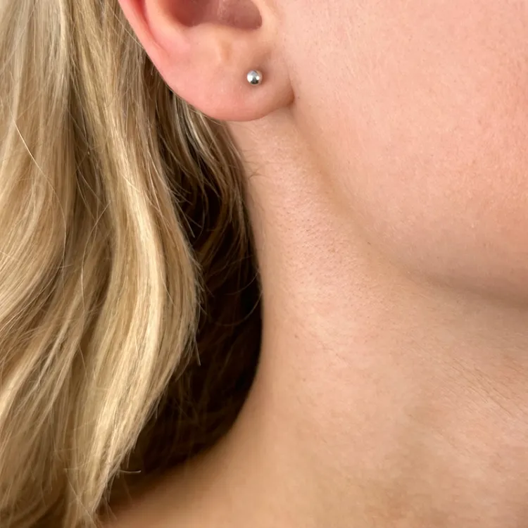 3 mm bolletje oorbellen in zilver