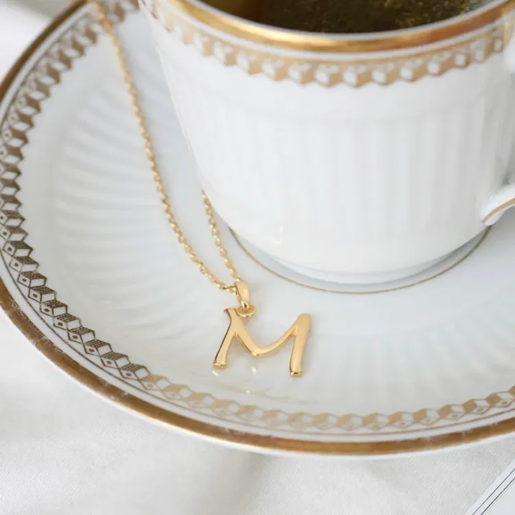 letter m hanger in verguld sterlingzilver - My Letter
