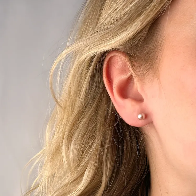 5,5 mm roze parel oorbellen in 9 karaat goud