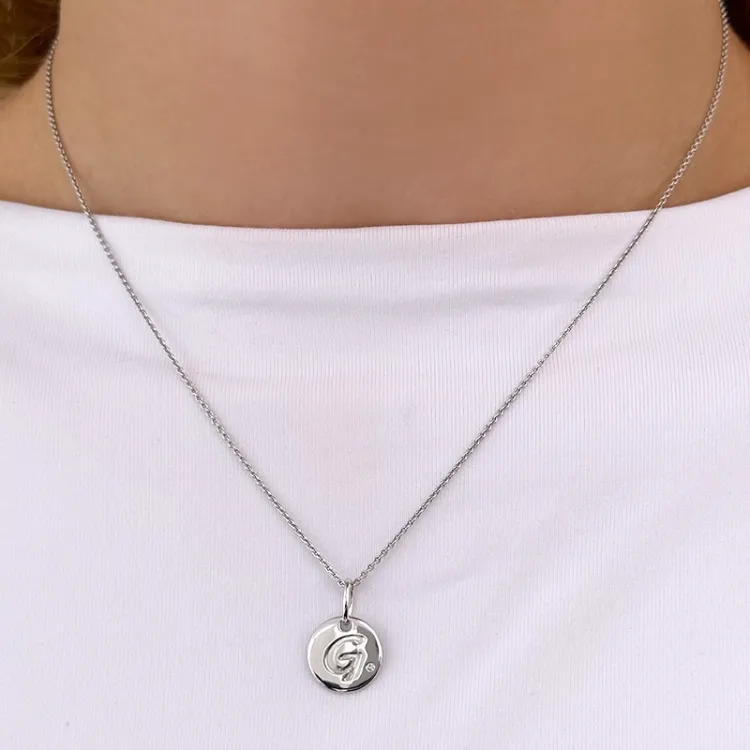 letter g diamant hanger in 9 caraat witgoud 0,01 ct
