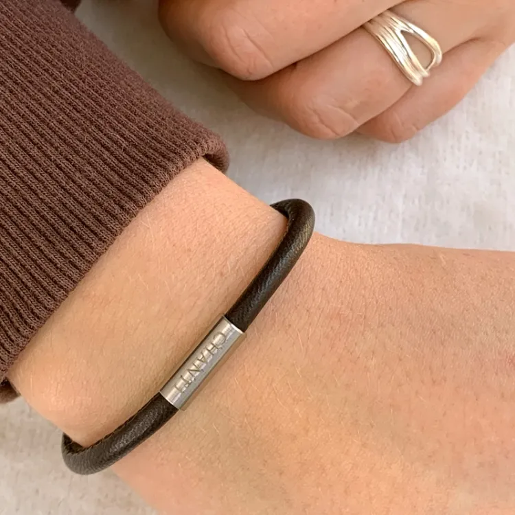 Plat bruin leren armband in staal x 6 mm