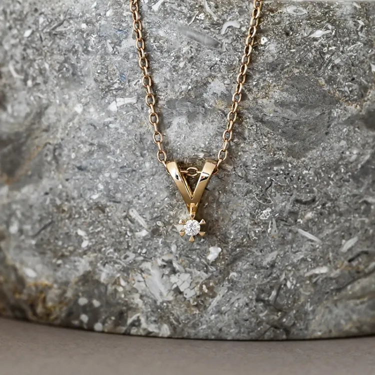 0,05 ct lab grown diamant hanger in 14 caraat goud 0,05 ct