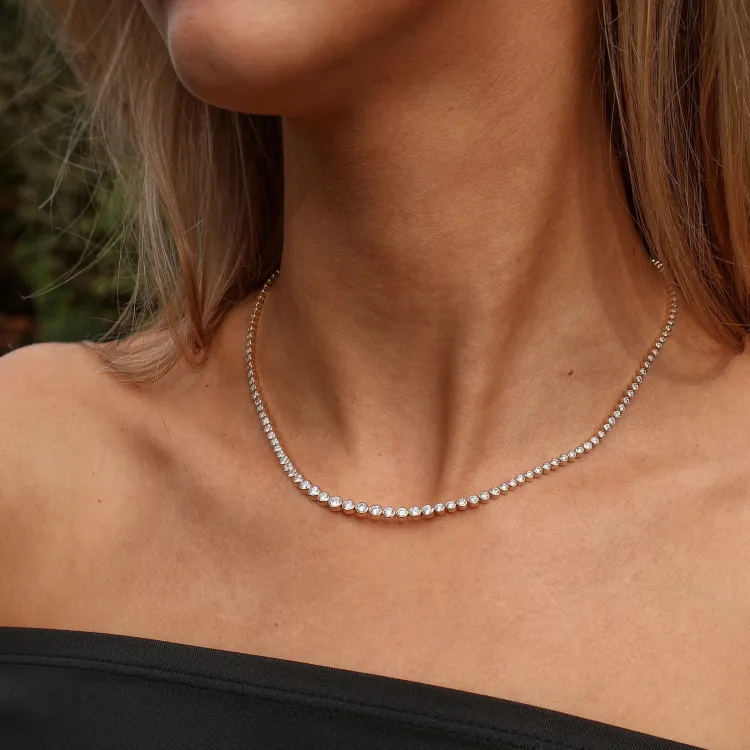 42 cm lab grown diamant ketting in 14 caraat goud 5,76 ct