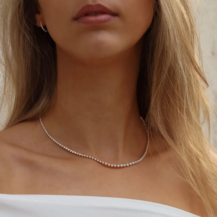 42 cm lab grown diamant ketting in 14 caraat goud 5,76 ct