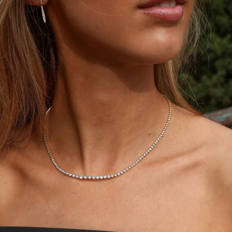 42 cm lab grown diamant ketting in 14 caraat goud 5,76 ct