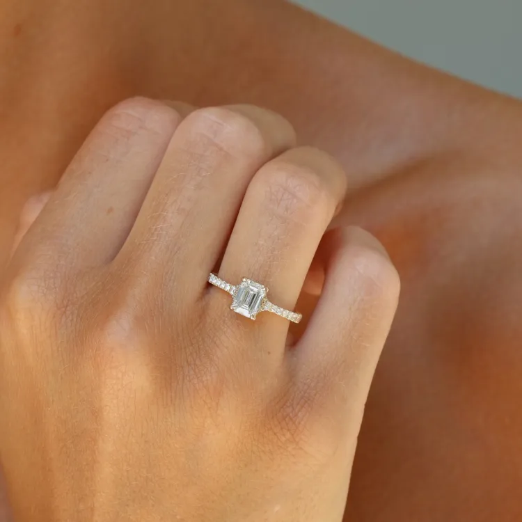 lab grown diamant ring in 14 karaat goud 1,0 ct 0,25 ct