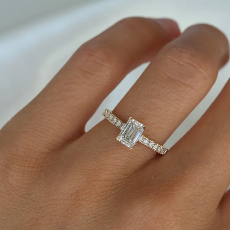 lab grown diamant ring in 14 karaat goud 1,0 ct 0,26 ct