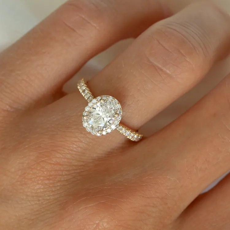 ovale lab grown diamant ring in 14 karaat goud 1,0 ct 0,33 ct