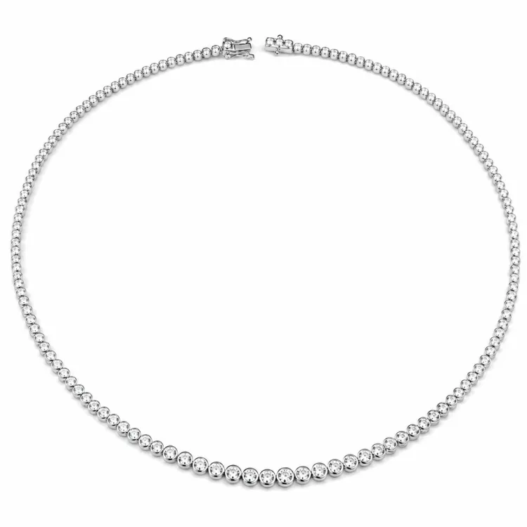 45 cm ketting met hanger in 14 karaat witgoud 6,02 ct