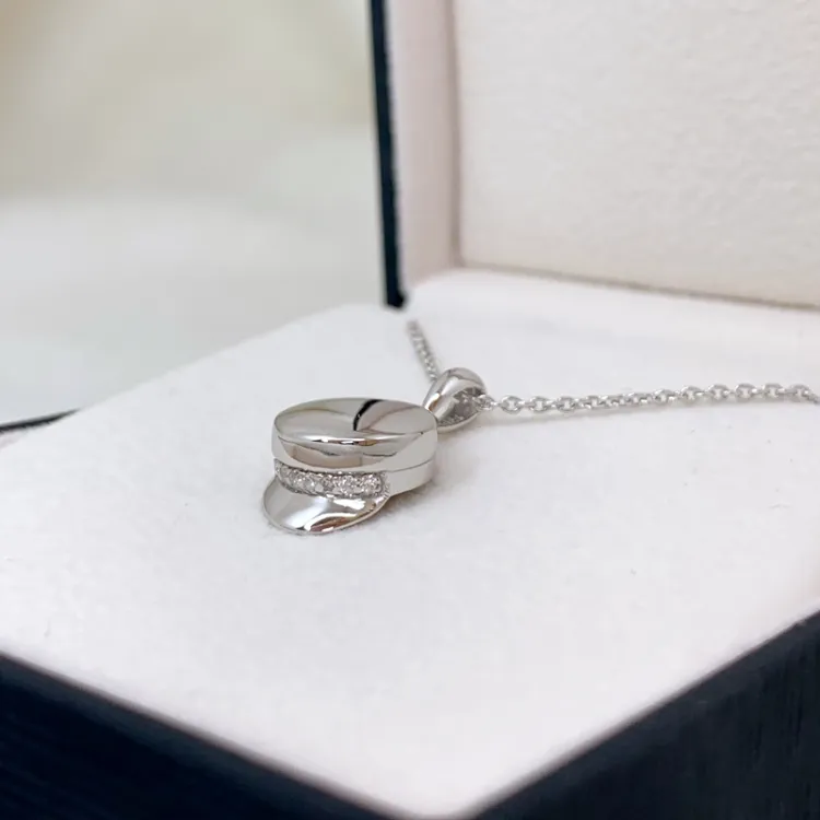 studenten pet witte zirkoon ankerketting in zilver