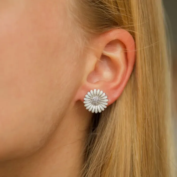 14,5 mm margriet oorsteker in gerodineerd zilver - Matilda