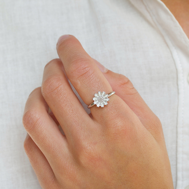 11 mm margriet ring in gerodineerd zilver - Marie