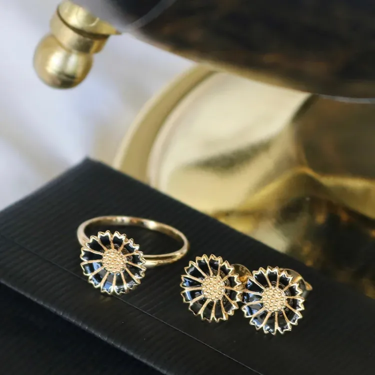 12 mm margriet zwart ring in verguld sterlingzilver - Marie