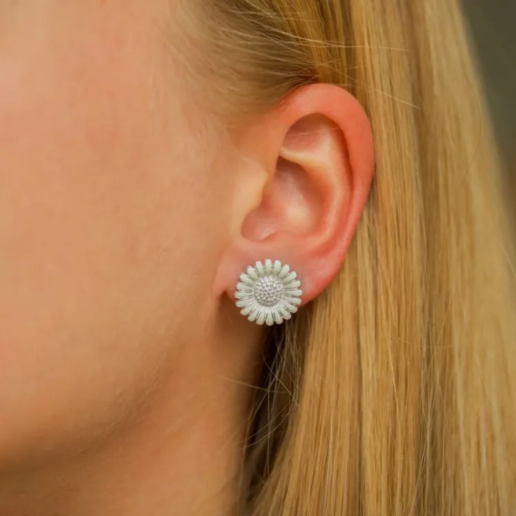 14,5 mm margriet oorsteker in zilver - Matilda