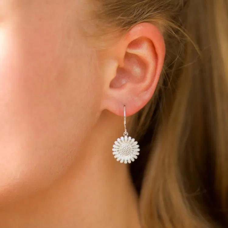 14,5 mm margriet oorbellen in zilver - Matilda