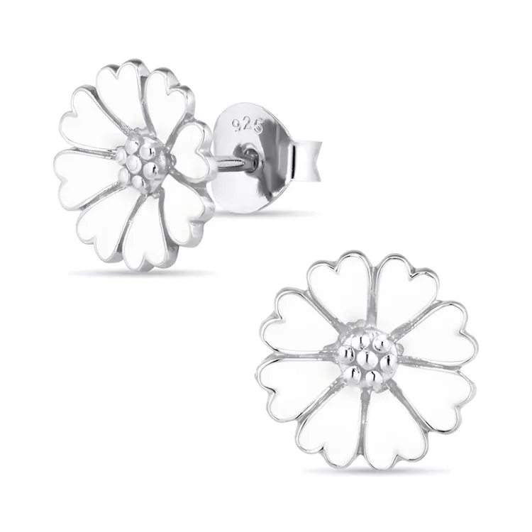 11 mm margriet oorsteker in zilver - Magda